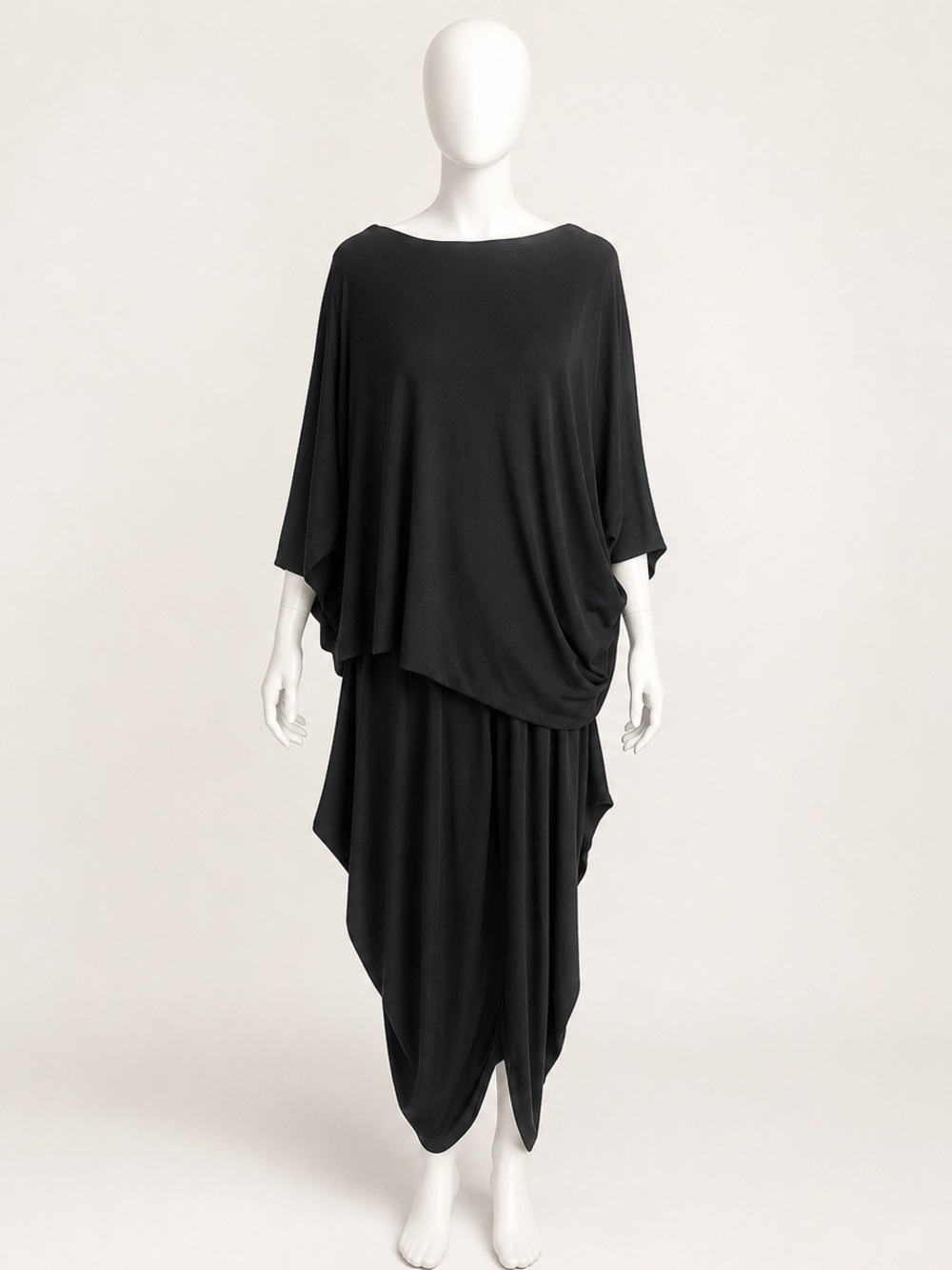 Issey miyake black set